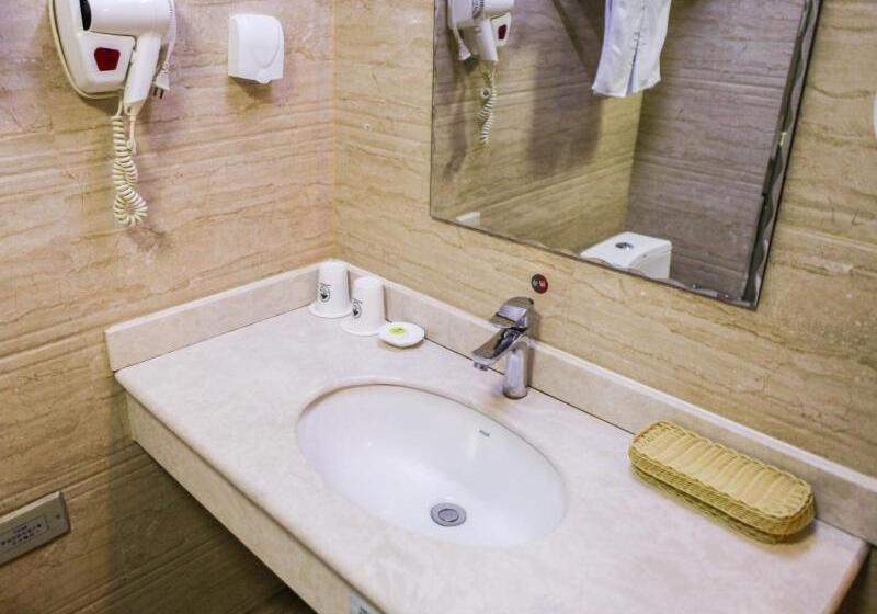 Hotel Greentree Inn Neimenggu Tongliao Railway Station Jianguo Road Express