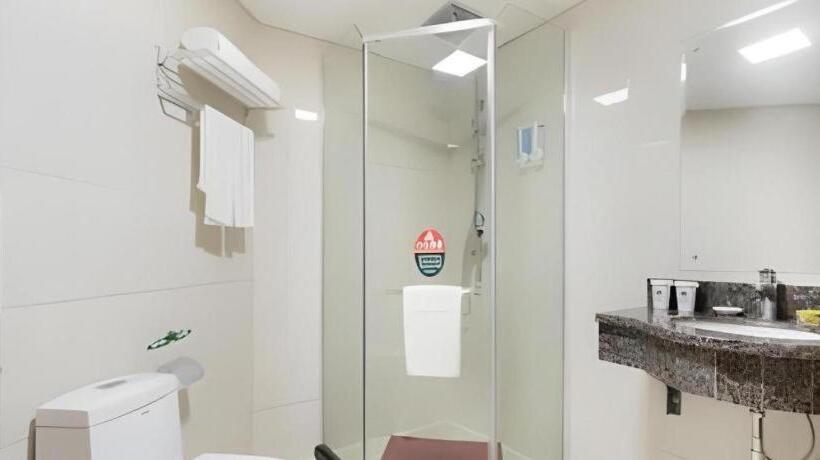 בית מלון כפרי Greentree Inn Puyang Pushang Huanghe Road