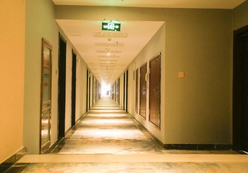 ホテル Greentree Inn Shandong North Weihai Station North International Bathing Beach Business