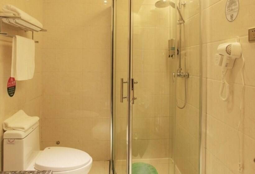 בית מלון כפרי Greentree Inn Shandong North Weihai Station North International Bathing Beach Business