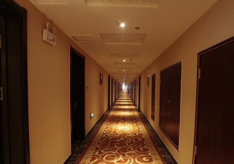 בית מלון כפרי Greentree Inn Shandong North Weihai Station North International Bathing Beach Business