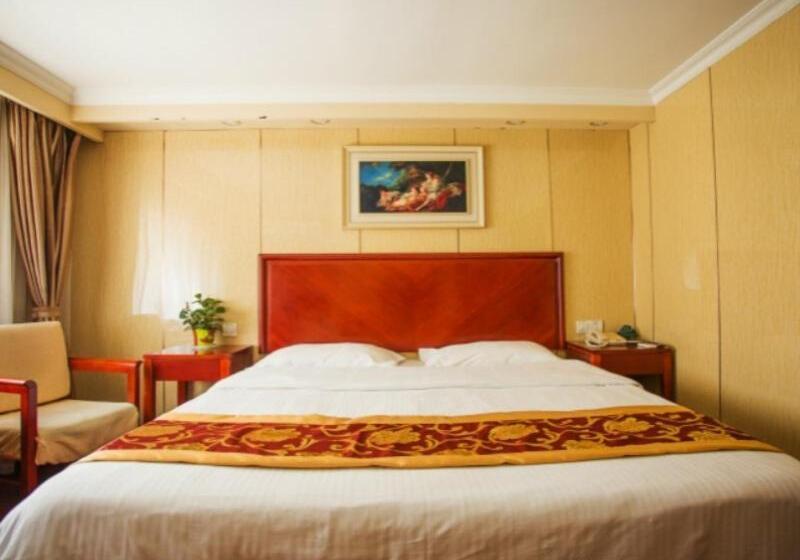 Hotel Greentree Inn Shanghai Gongfu New Village Subway Station Express