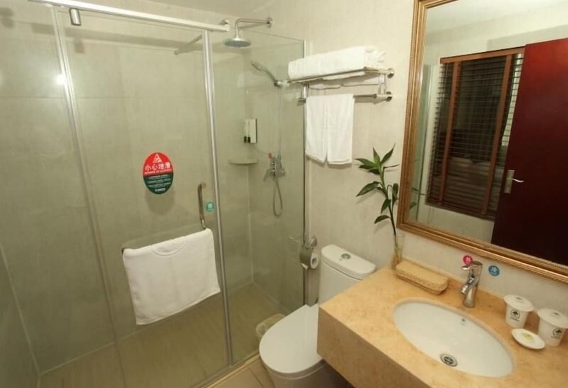 هتل Greentree Inn Shanghai Songjiang Wanda Plaza Rongm