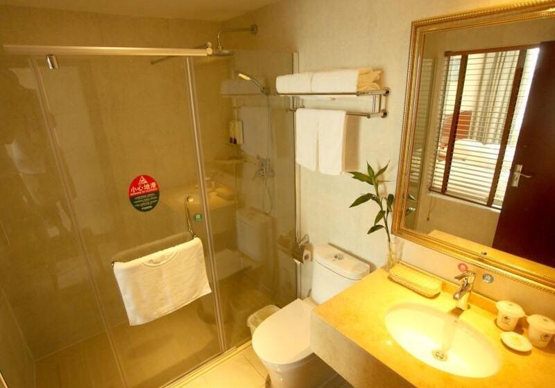 هتل Greentree Inn Shanghai Songjiang Wanda Plaza Rongm