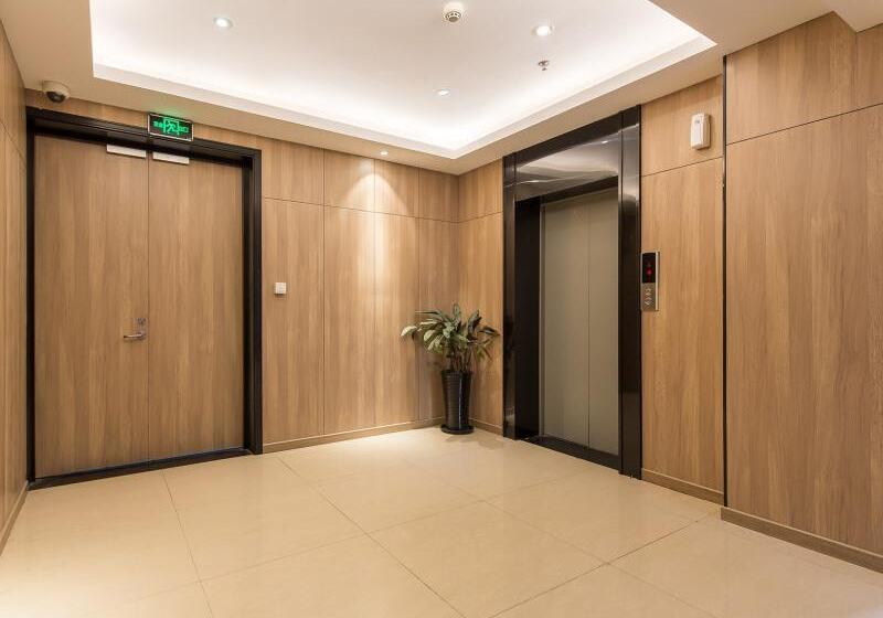 Отель Greentree Inn Shanghai Zhoupu Town Xiupu Road Business