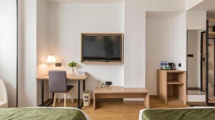 Отель Greentree Inn Shanghai Zhoupu Town Xiupu Road Business