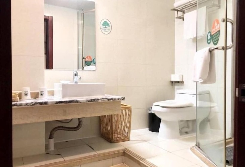 Otel Greentree Inn Taicang Baolong Square