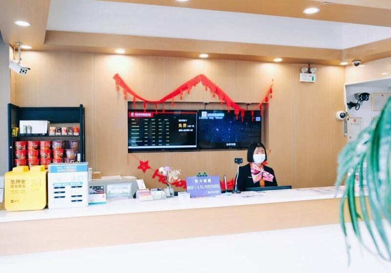 Otel Greentree Inn Jiaxing Tongxiang Tudian Express