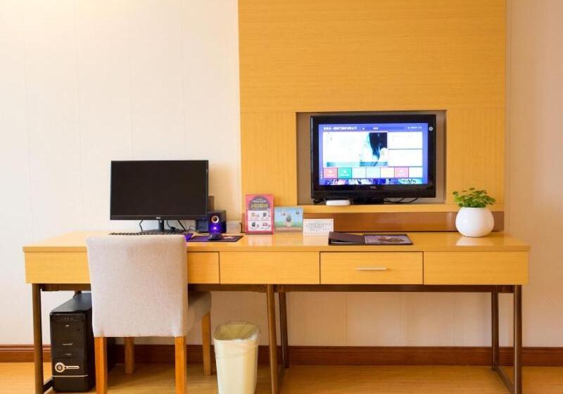 Отель Greentree Inn Zhejiang Shaoxing Xinchang Buddha Express