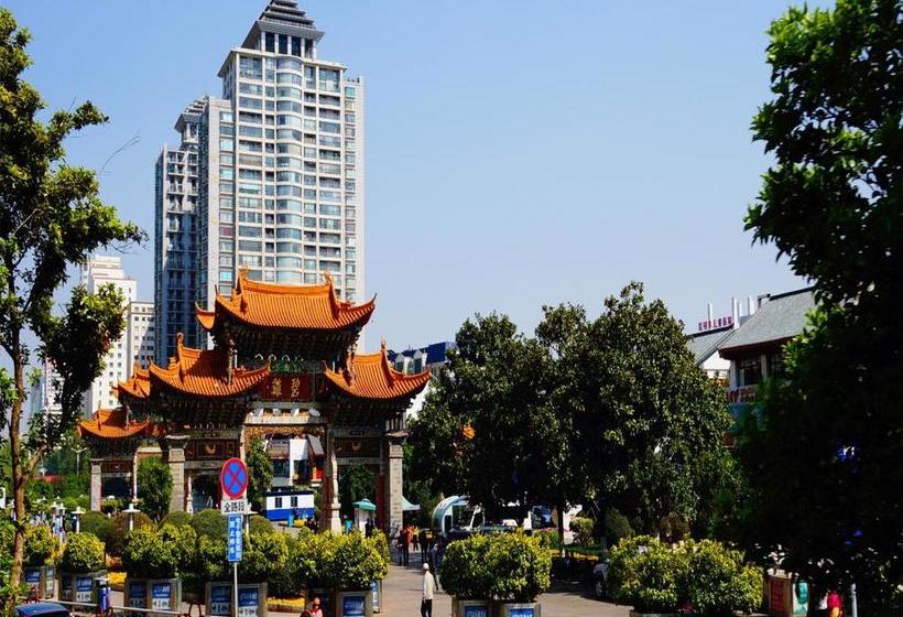 호텔 Home Inn Plus Kunmin Qingniang Road Jinying Plaza