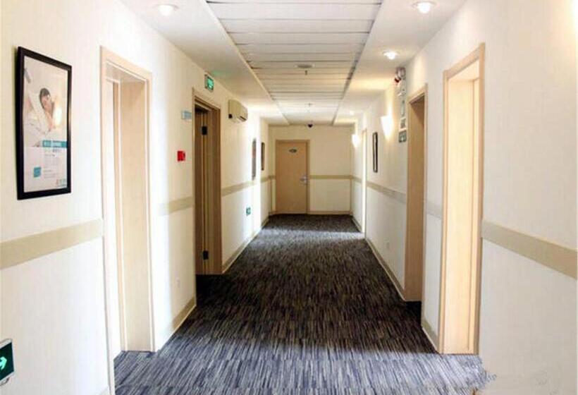 בית מלון כפרי Jinjiang Inn Qingdao Bus Station