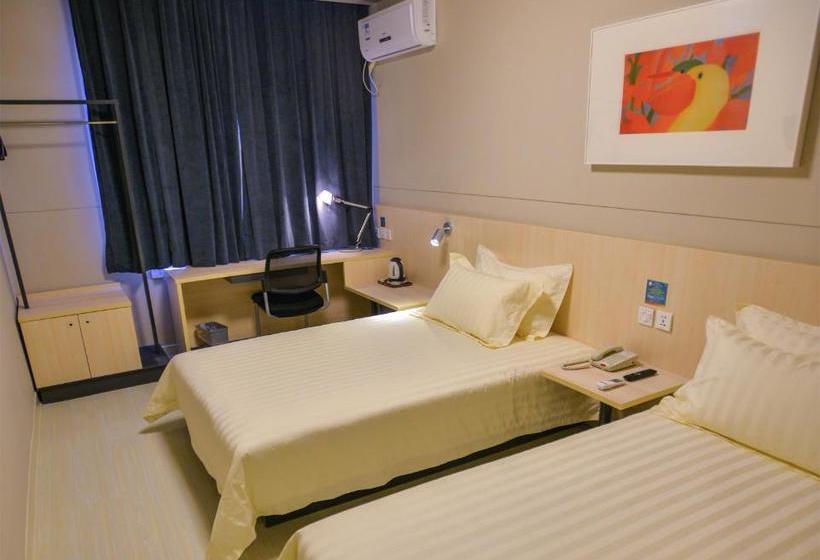 בית מלון כפרי Jinjiang Inn Wuhan Minsheng Road Dayang Genetal Mechandise