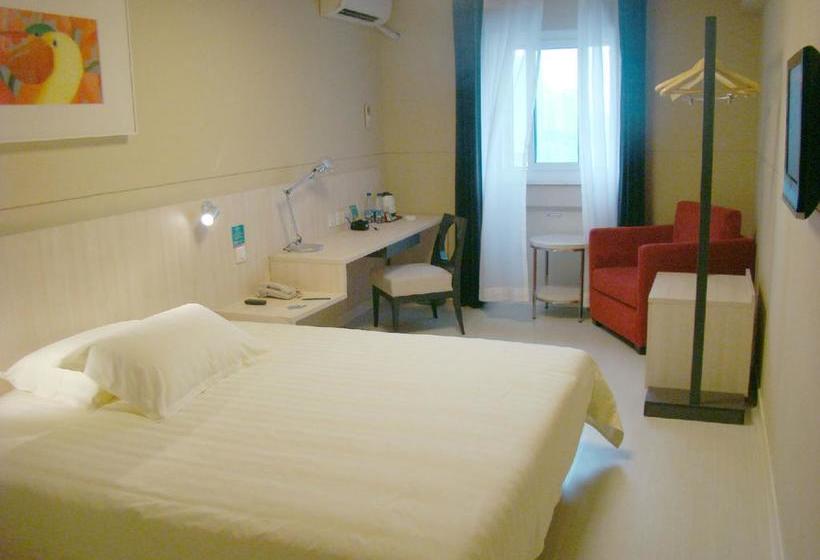 Otel Jinjiang Inn Yichun Water Park Branch