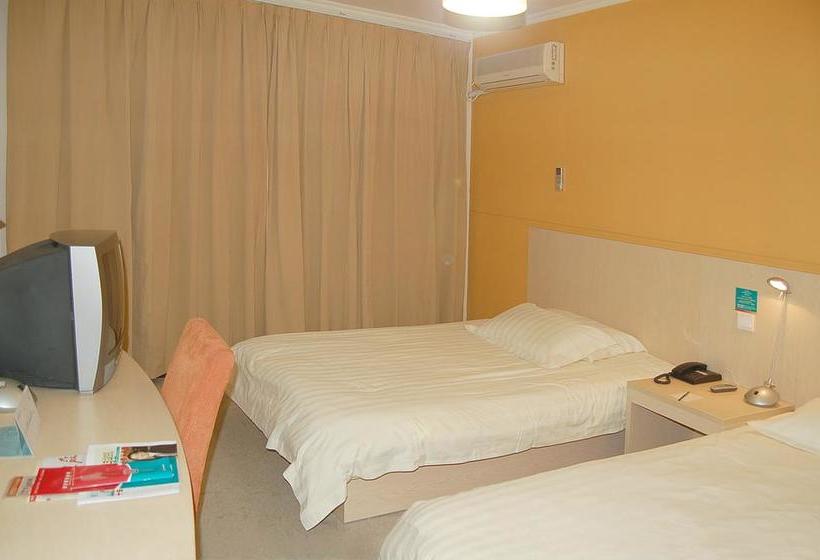 Otel Jinjiang Inn Yichun Water Park Branch