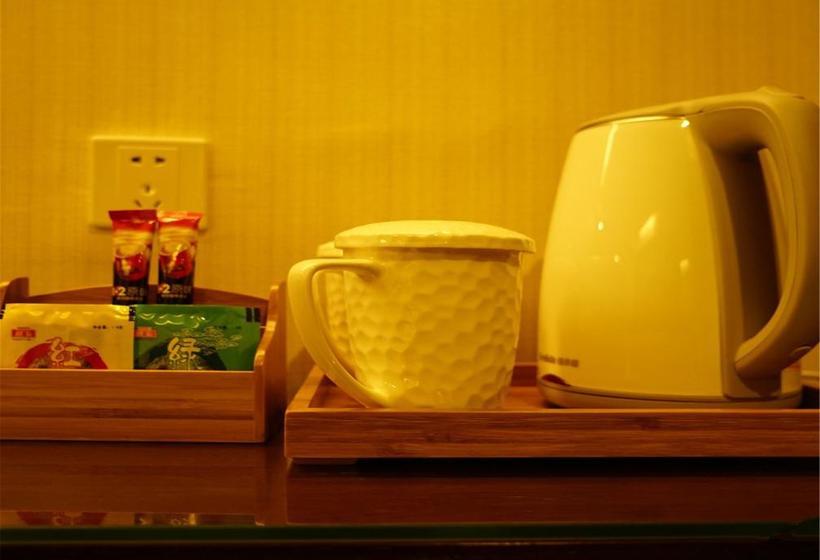 فندق Kelly Business