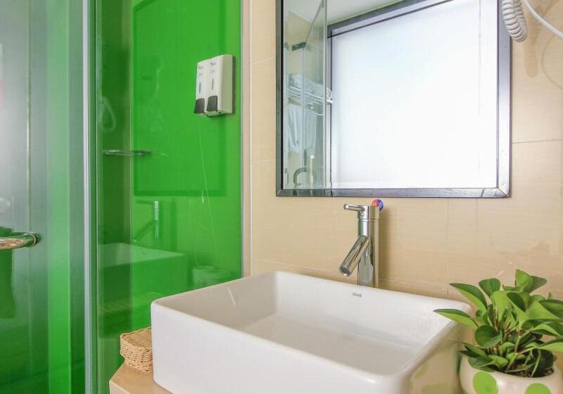 Отель Vatica Shandong Rizhao Yanzhou Road Jinhai Road