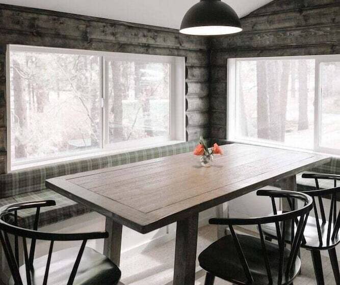 هتل Oak Knoll Unit 11 #2409