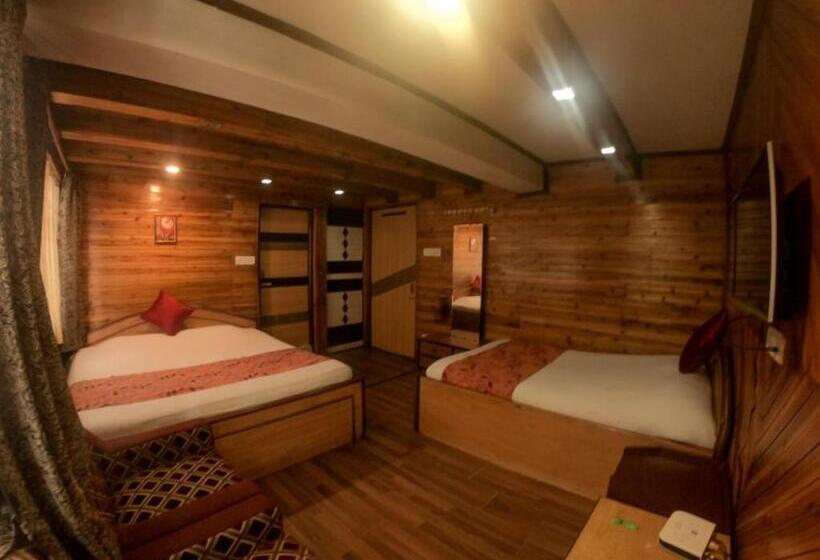 酒店 Broadway Mall Road Darjeeling Family Joy Vacations & Best Location