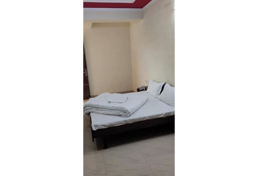 Отель Gopi Dham Ashram Haridwar Near Shanti Kunj