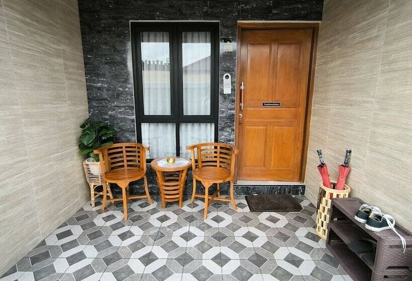 هتل Premier Homestay Syariah