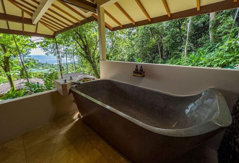 هتل Selva Armonia