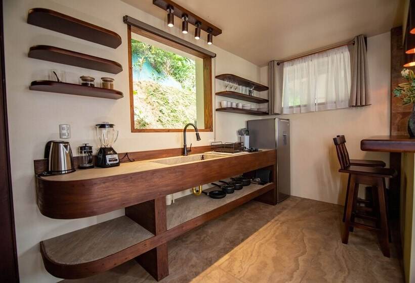 هتل Selva Armonia