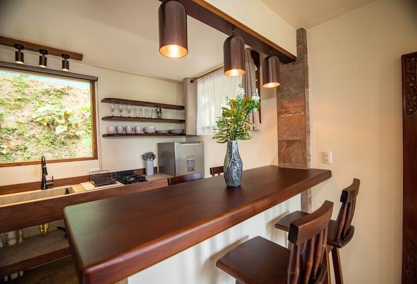 هتل Selva Armonia