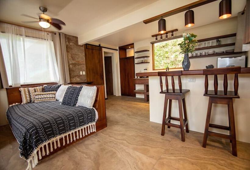 هتل Selva Armonia