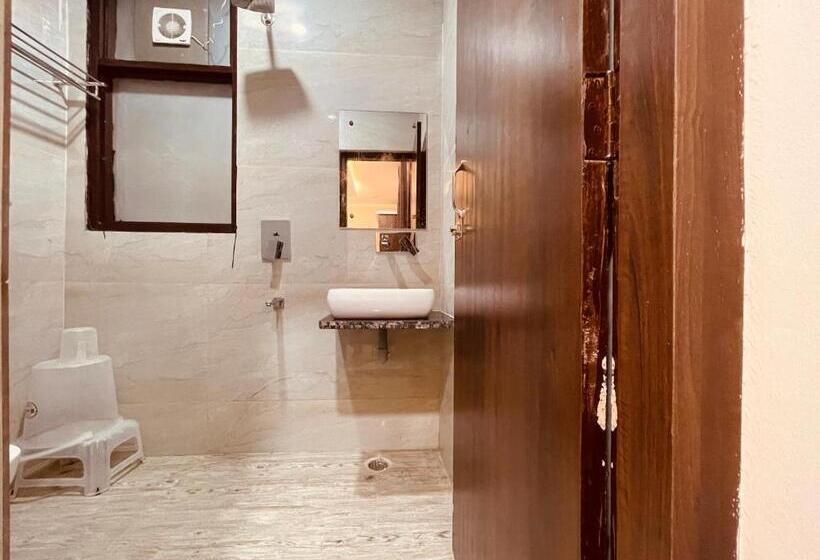 ホテル Divine Ganga By Mj Hospitality