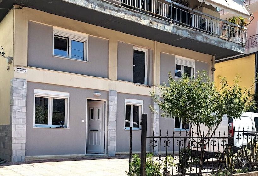 Achilleas Rentals In Kamena Vourla