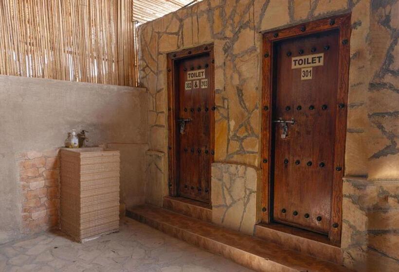 هاستل Antique Inn