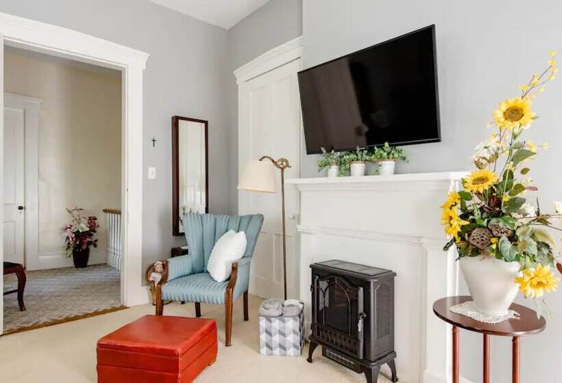 ベッドアンドブレックファースト Regina S Country Livin