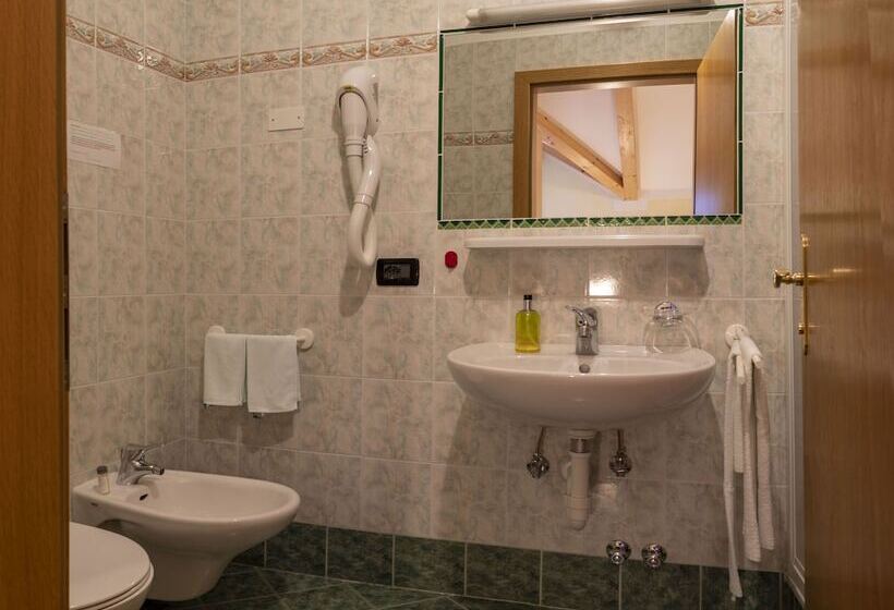 Berg Hotel Latemar Spitze