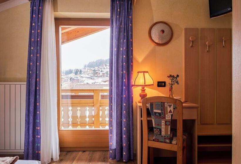 Berg Hotel Latemar Spitze