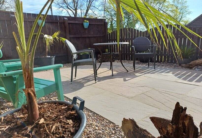 Charming 2 Bed Cottage In Central Ripon