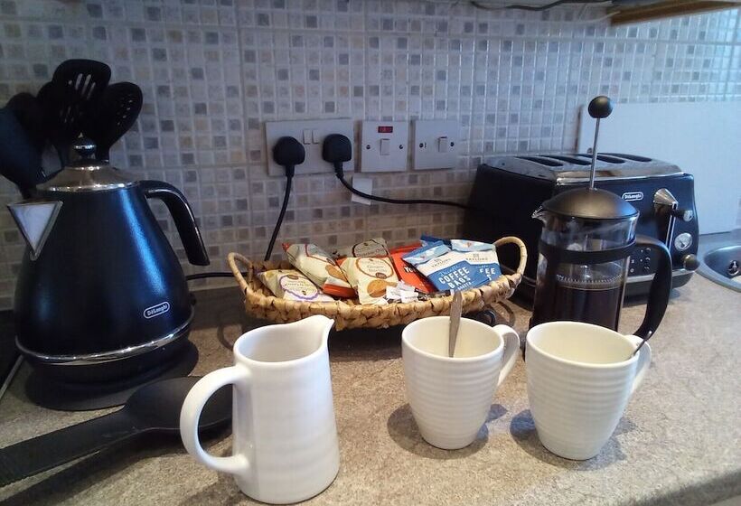 Charming 2 Bed Cottage In Central Ripon