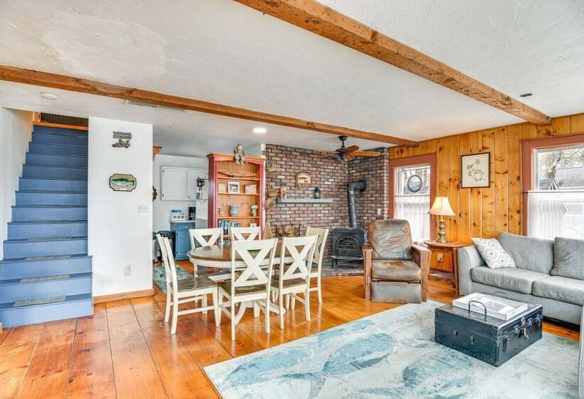 Classic Waterfront Home On Lake Maspenock W/ Grill