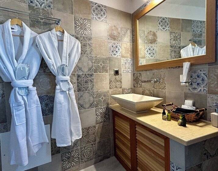 Golden Moments Luxury Stone Villas