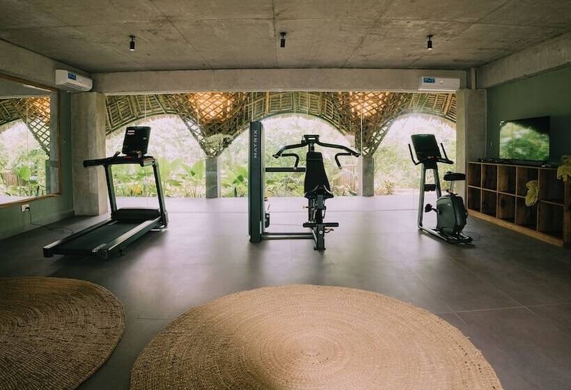 ホテル Bamboo Zanzibar