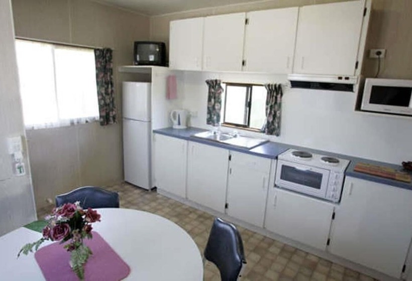 호텔 Big4 Waters Edge Holiday Park