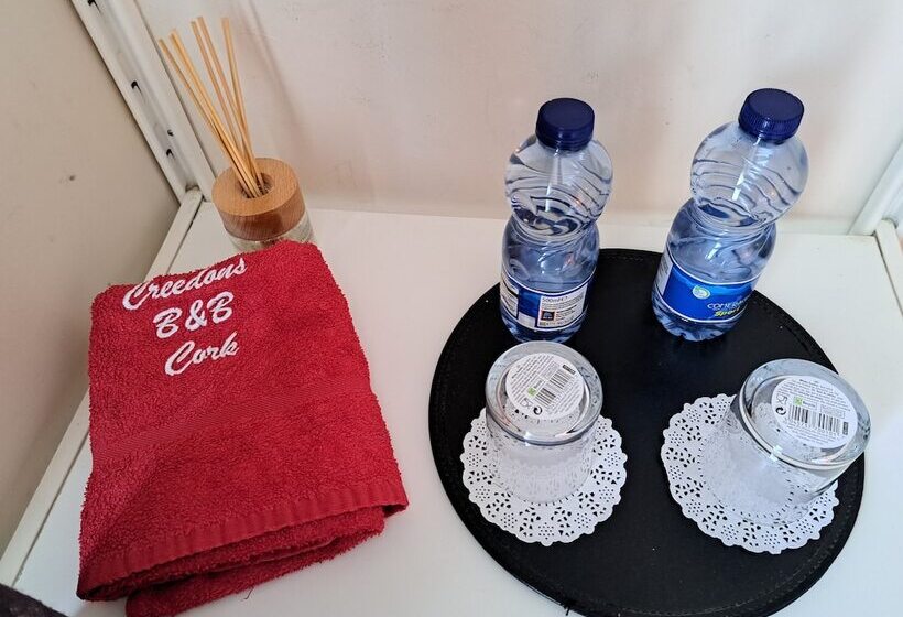 호텔 Creedons Traditional Welcome Accommodation