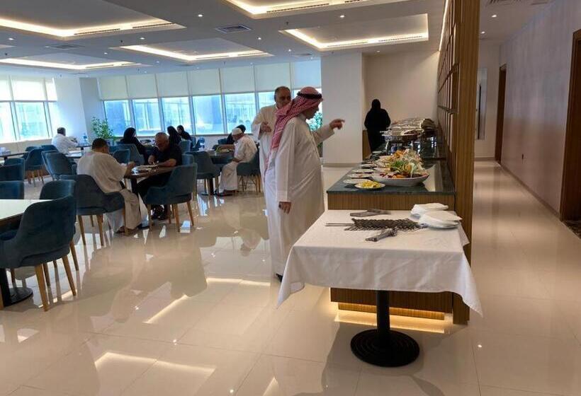 هتل Dolphin Continental