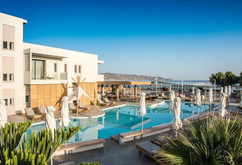 Отель Enorme Teatro Beach