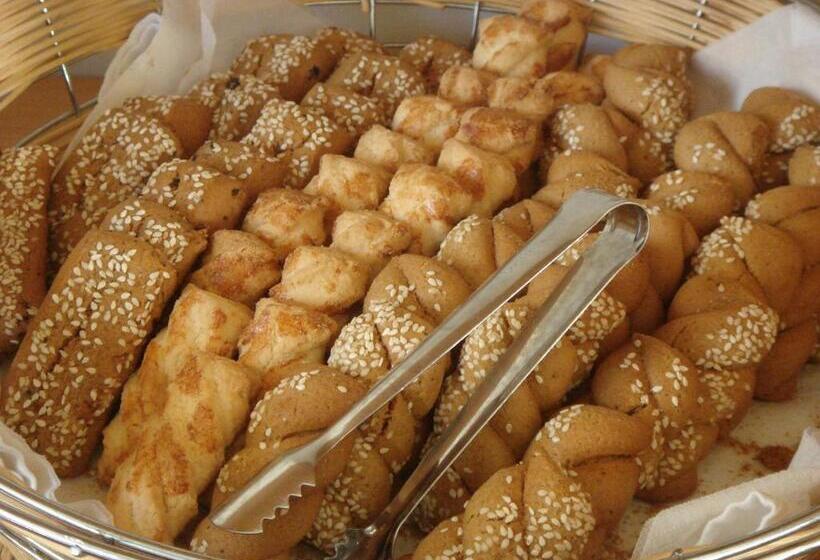 ホテル Filoxenia Apartments