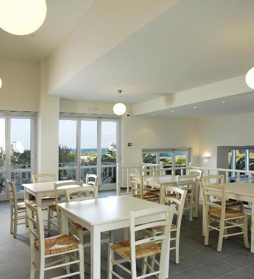 ホテル Filoxenia Apartments