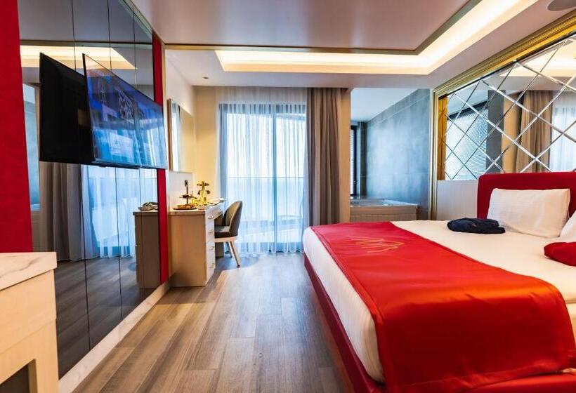 Отель Granada Luxury Red Adult Only