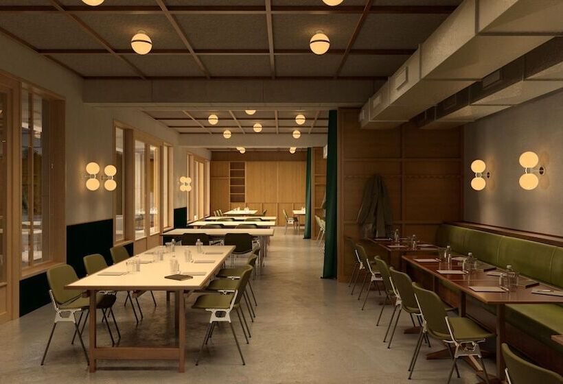 Отель Grand Mess Clermont Ferrand