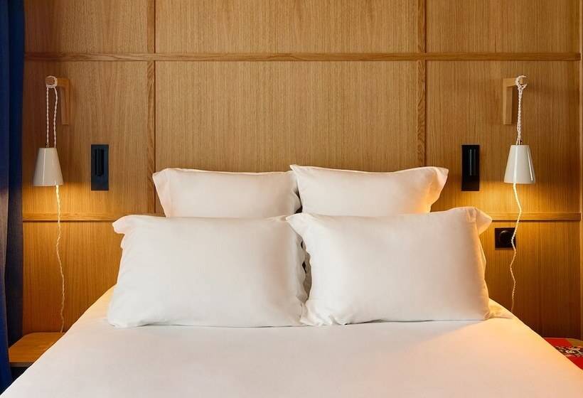 Отель Grand Mess Clermont Ferrand