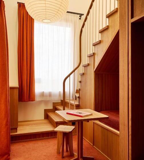 Отель Grand Mess Clermont Ferrand