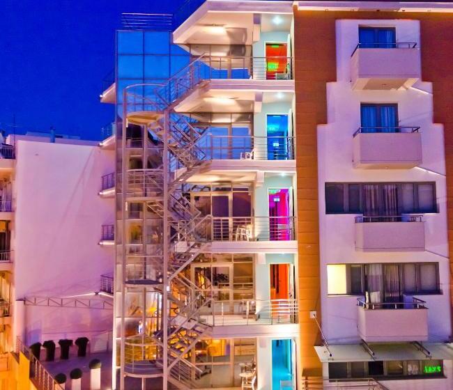 בית מלון כפרי Habitat